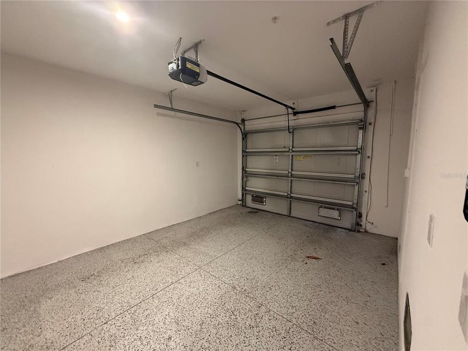 For Rent: $4,000 (3 beds, 3 baths, 1745 Square Feet)