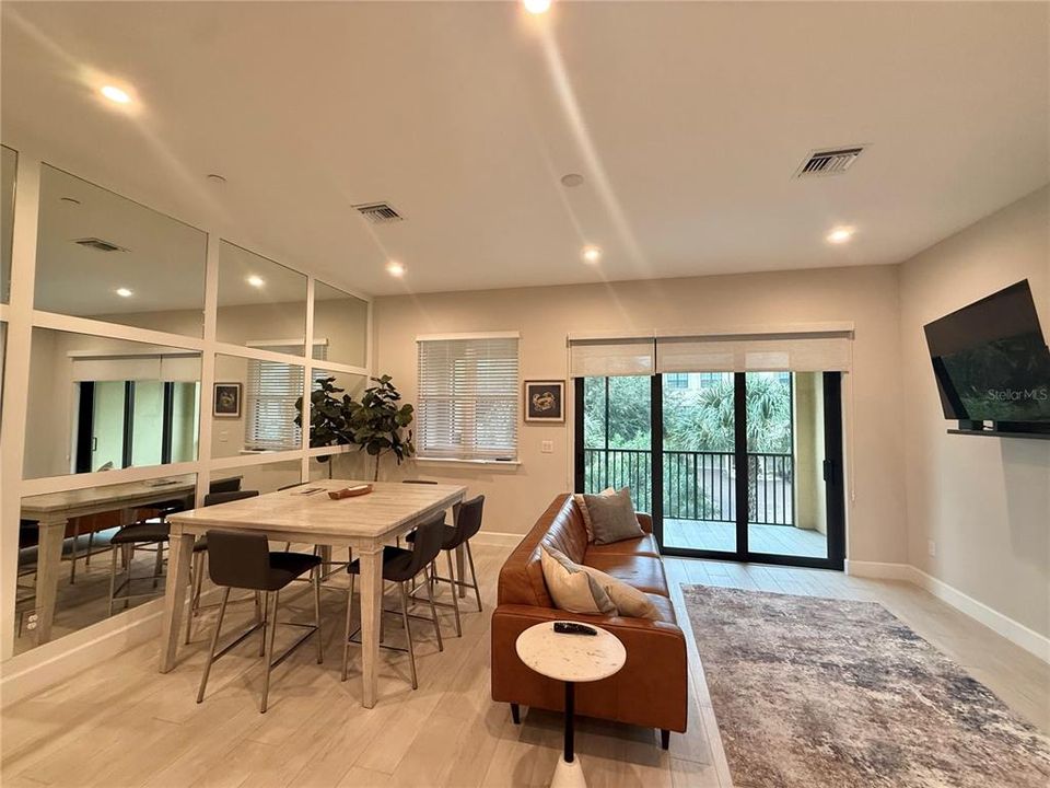 For Rent: $4,000 (3 beds, 3 baths, 1745 Square Feet)