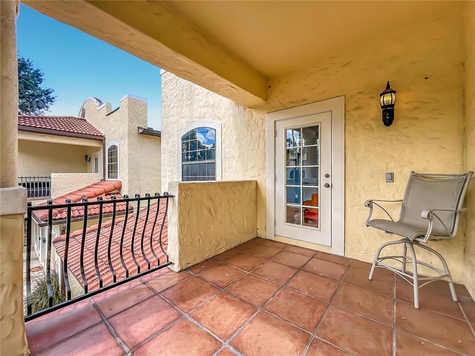 For Sale: $419,900 (3 beds, 2 baths, 1711 Square Feet)