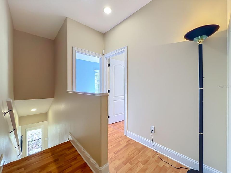 For Sale: $419,900 (3 beds, 2 baths, 1711 Square Feet)