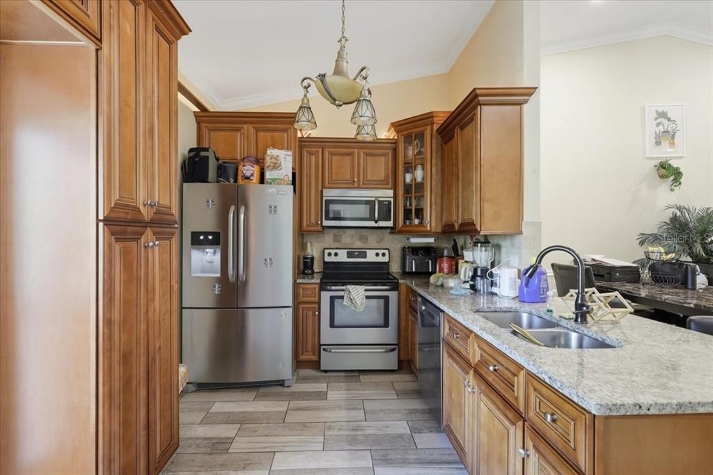 For Sale: $499,900 (0 beds, 0 baths, 2657 Square Feet)