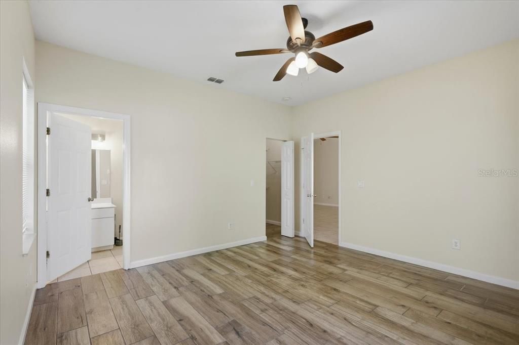 For Sale: $499,900 (0 beds, 0 baths, 2657 Square Feet)