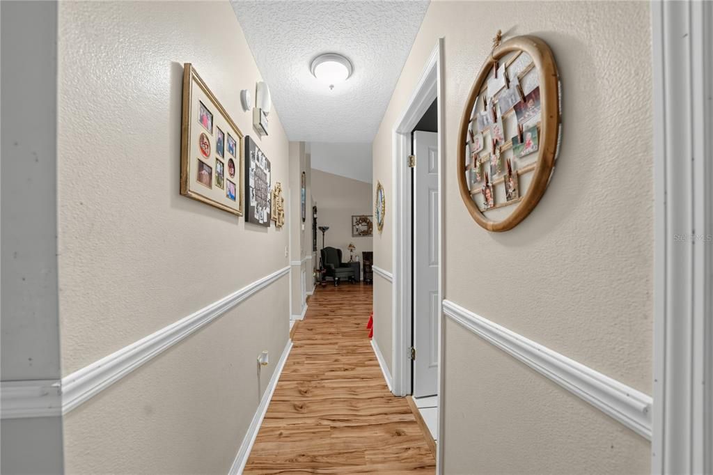 На продажу: $254,999 (3 спален, 2 ванн, 1451 Квадратных фут)