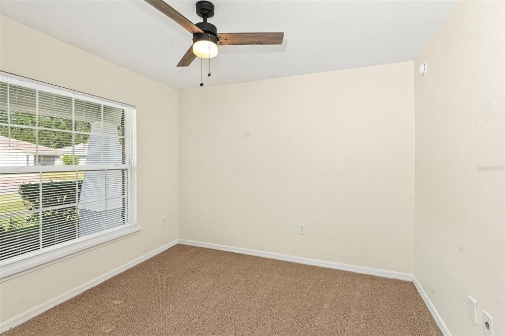 For Sale: $305,000 (4 beds, 2 baths, 1715 Square Feet)