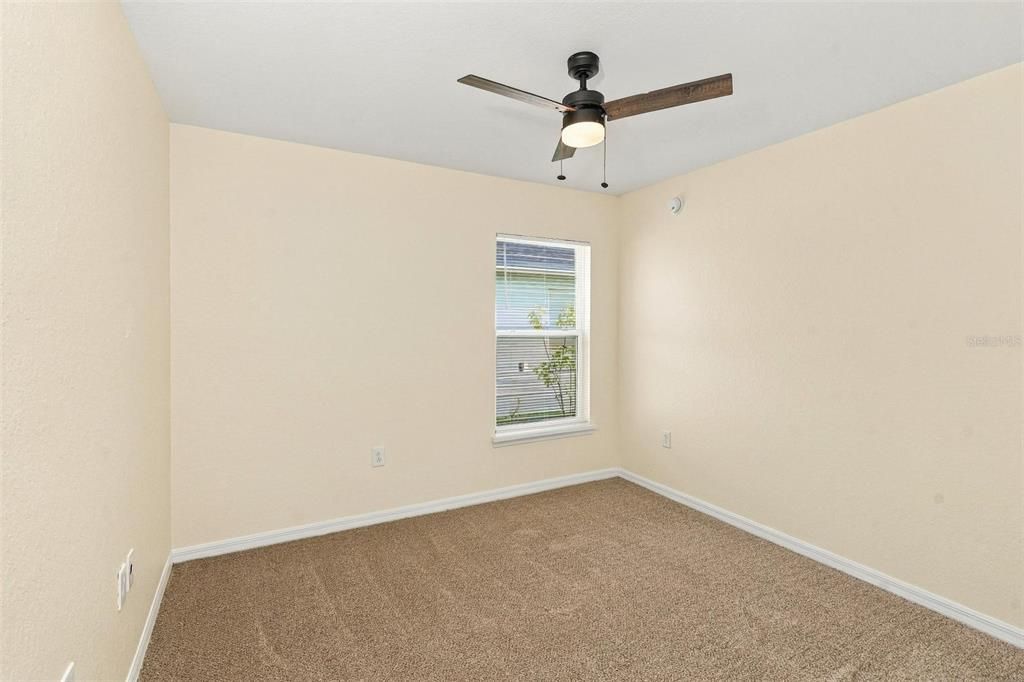 For Sale: $305,000 (4 beds, 2 baths, 1715 Square Feet)