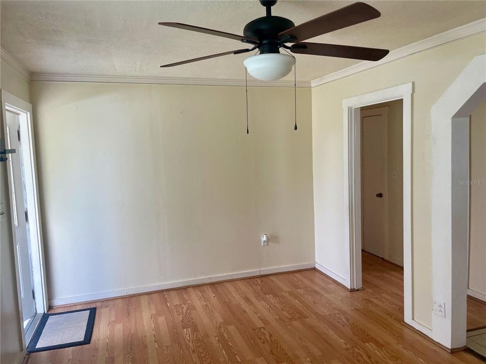 En Venta: $159,900 (2 camas, 1 baños, 660 Pies cuadrados)