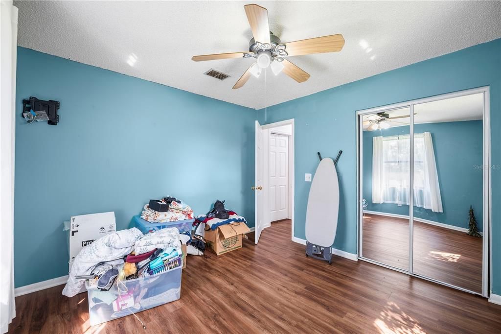 En Venta: $529,990 (4 camas, 2 baños, 2071 Pies cuadrados)