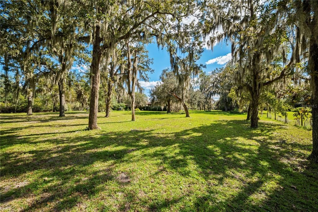 En Venta: $529,990 (4 camas, 2 baños, 2071 Pies cuadrados)