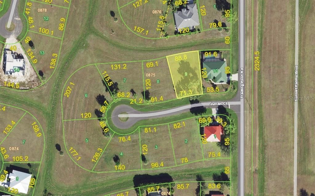 На продажу: $42,000 (0.22 acres)