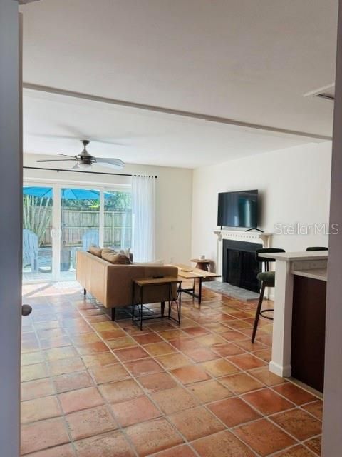 En Venta: $499,900 (2 camas, 2 baños, 1192 Pies cuadrados)