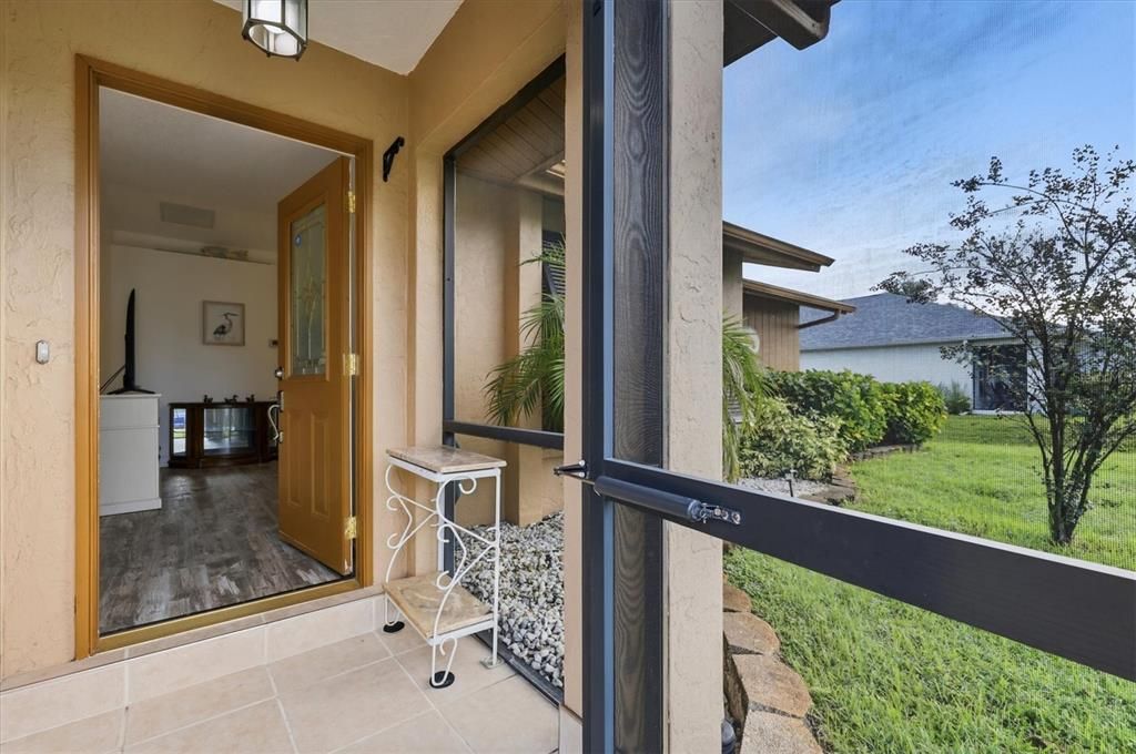 For Sale: $299,000 (3 beds, 2 baths, 1248 Square Feet)