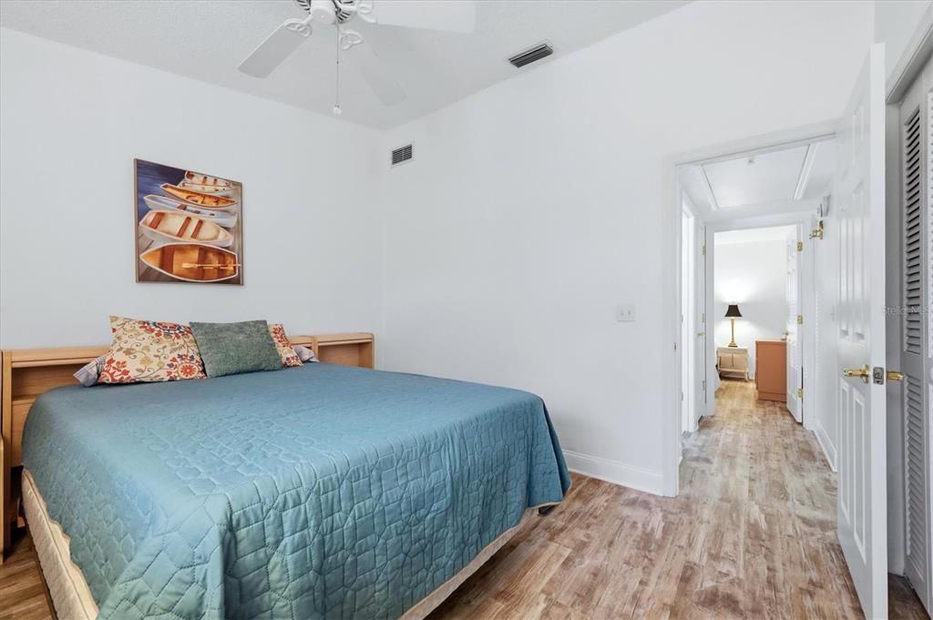 For Sale: $299,000 (3 beds, 2 baths, 1248 Square Feet)