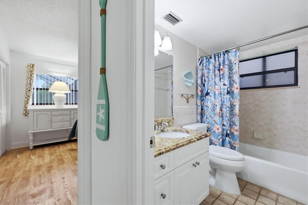For Sale: $299,000 (3 beds, 2 baths, 1248 Square Feet)