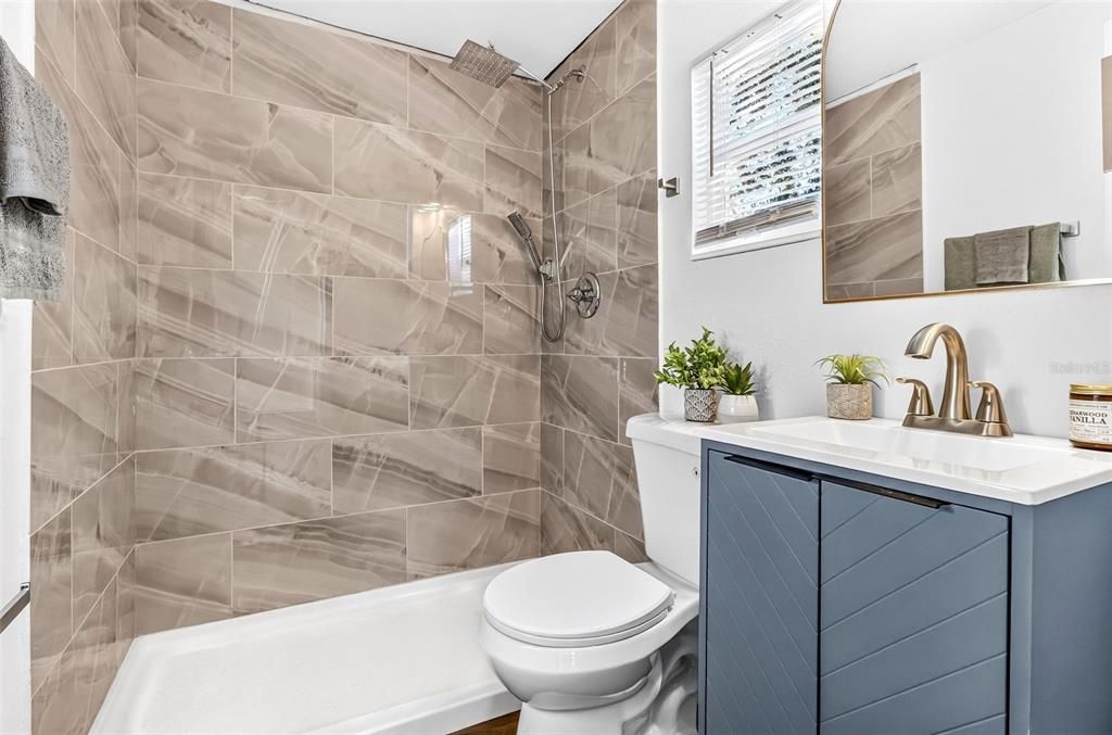 На продажу: $299,900 (3 спален, 2 ванн, 1340 Квадратных фут)