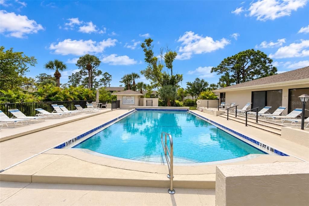 En Venta: $179,900 (2 camas, 2 baños, 950 Pies cuadrados)