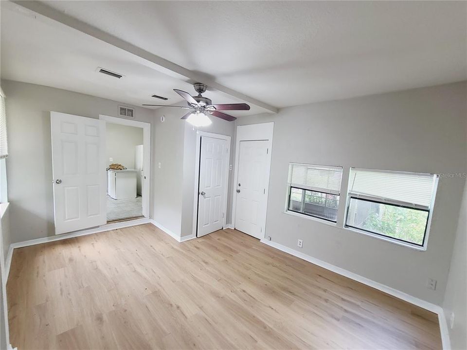 For Rent: $1,985 (3 beds, 1 baths, 1008 Square Feet)