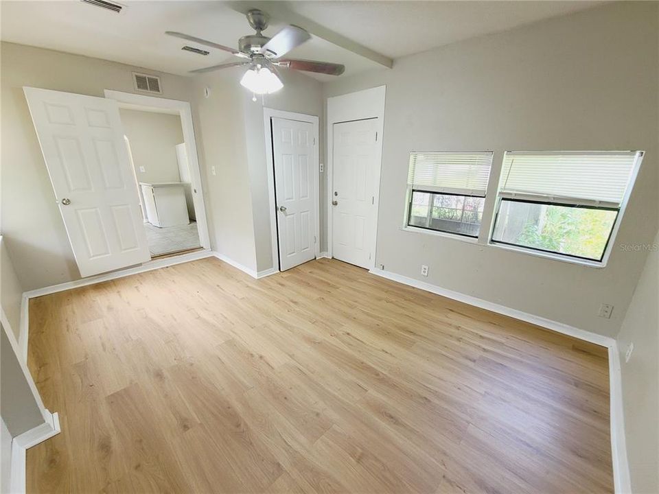 For Rent: $1,985 (3 beds, 1 baths, 1008 Square Feet)