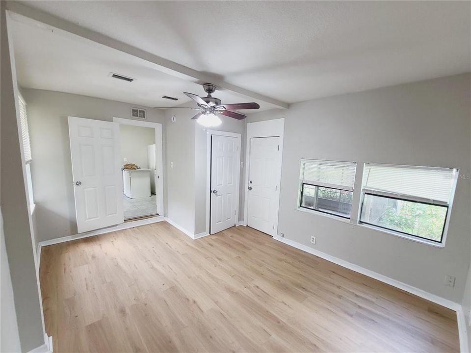 For Rent: $1,985 (3 beds, 1 baths, 1008 Square Feet)