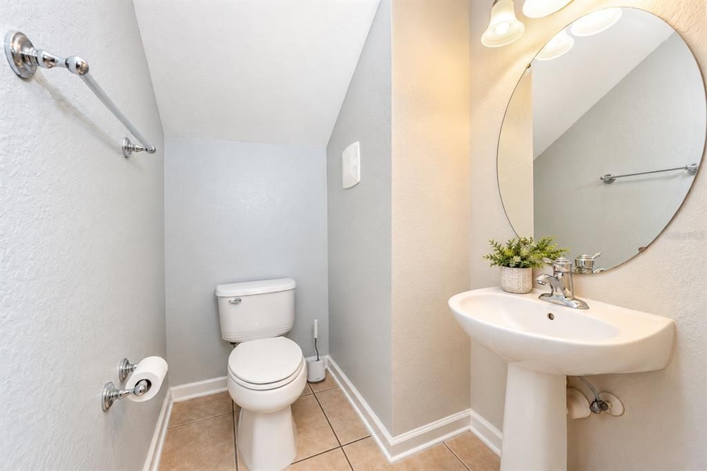В аренду: $2,499 (3 спален, 2 ванн, 1644 Квадратных фут)