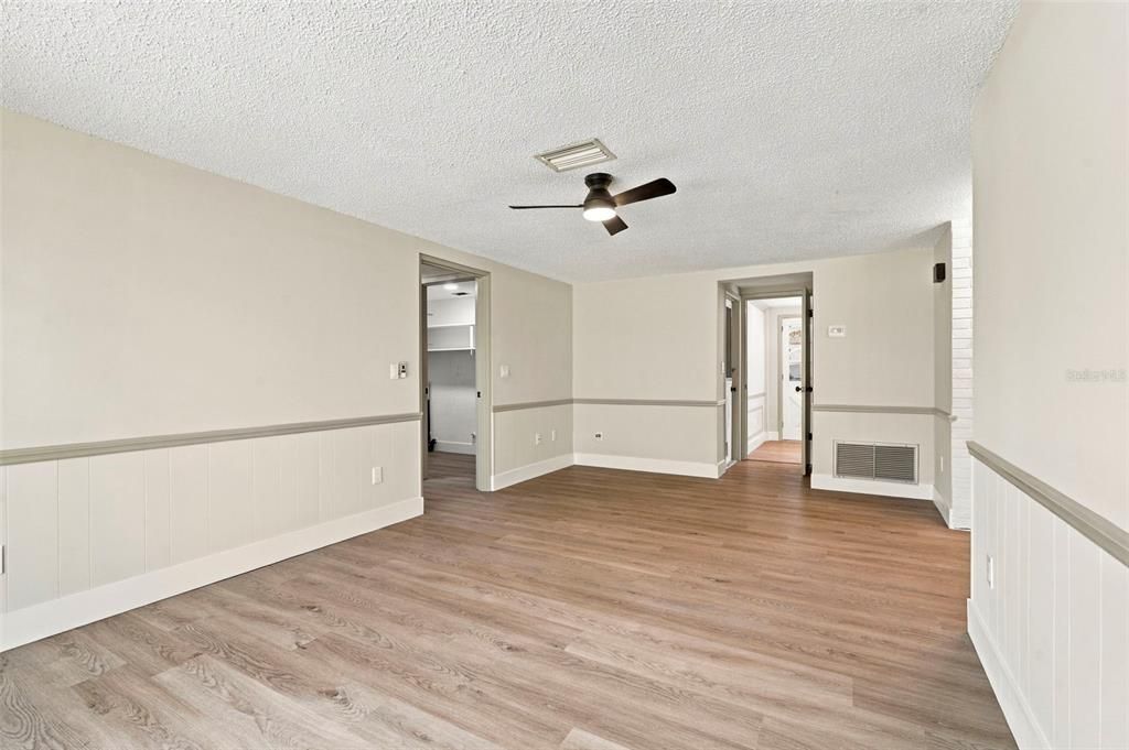 For Sale: $268,500 (2 beds, 2 baths, 1519 Square Feet)