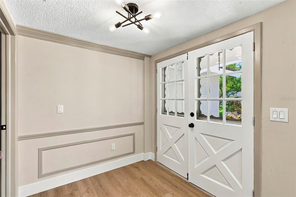 For Sale: $268,500 (2 beds, 2 baths, 1519 Square Feet)