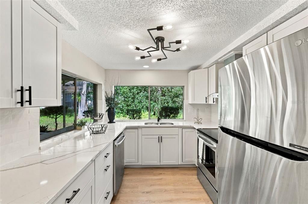 For Sale: $268,500 (2 beds, 2 baths, 1519 Square Feet)