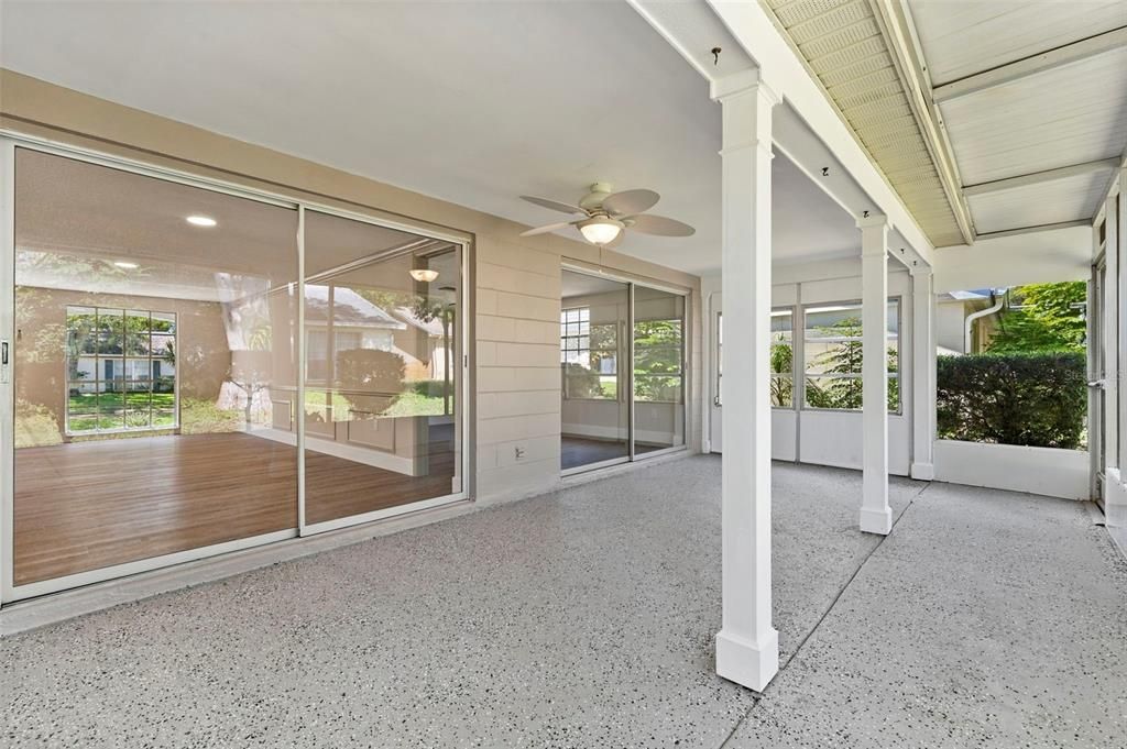 For Sale: $268,500 (2 beds, 2 baths, 1519 Square Feet)