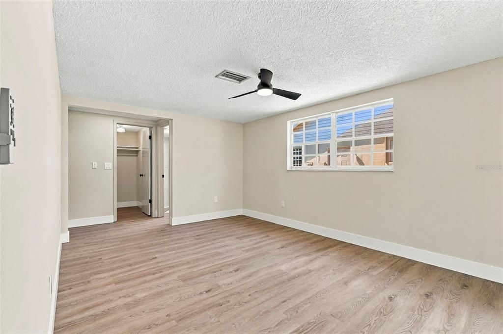 For Sale: $268,500 (2 beds, 2 baths, 1519 Square Feet)