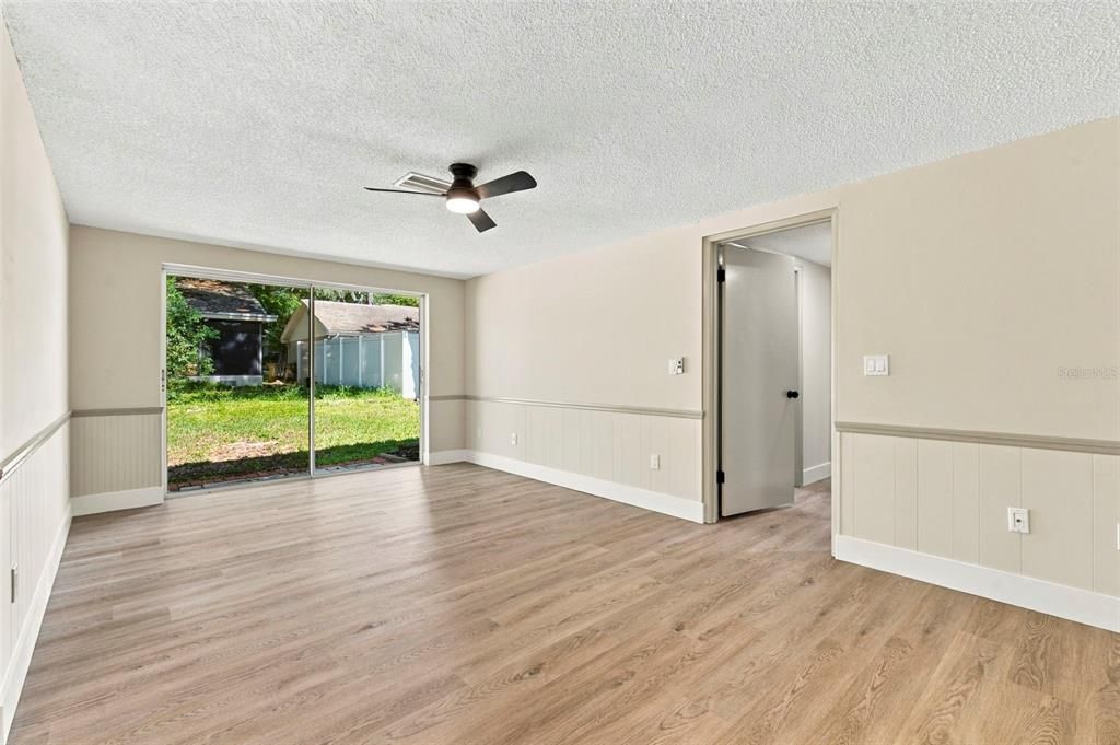 For Sale: $268,500 (2 beds, 2 baths, 1519 Square Feet)