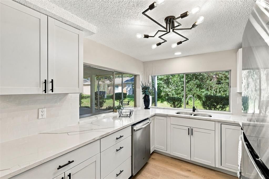 For Sale: $268,500 (2 beds, 2 baths, 1519 Square Feet)