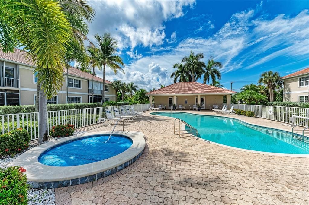 For Sale: $759,000 (3 beds, 3 baths, 2495 Square Feet)