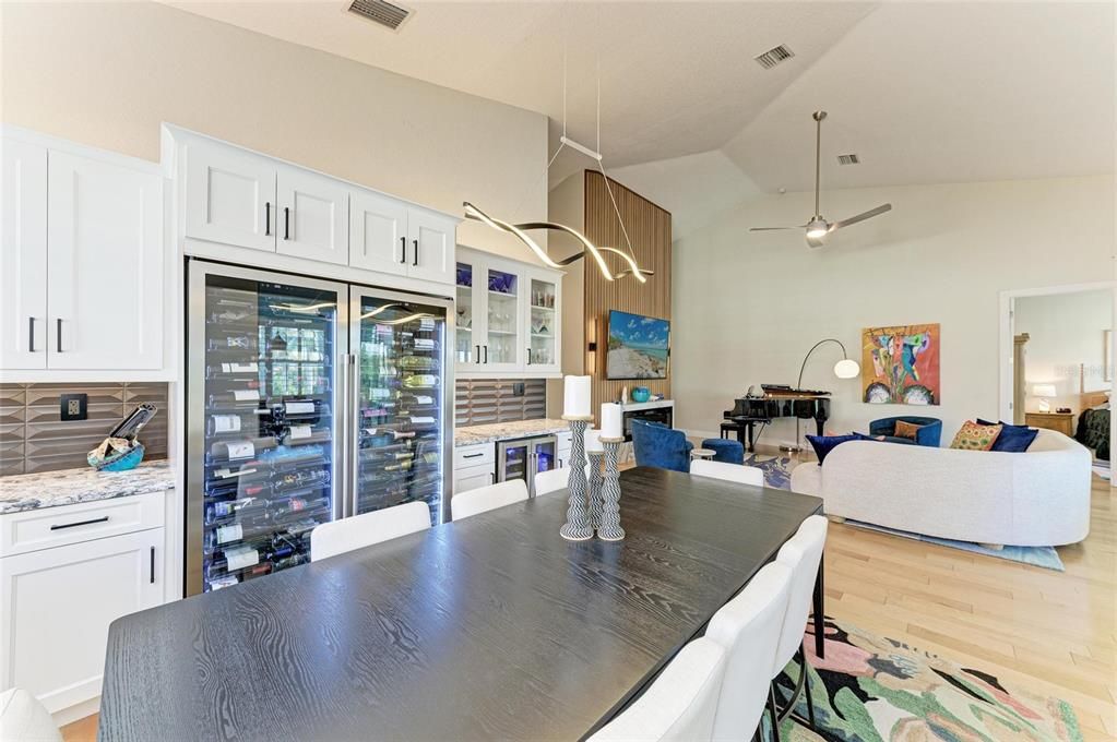 For Sale: $759,000 (3 beds, 3 baths, 2495 Square Feet)