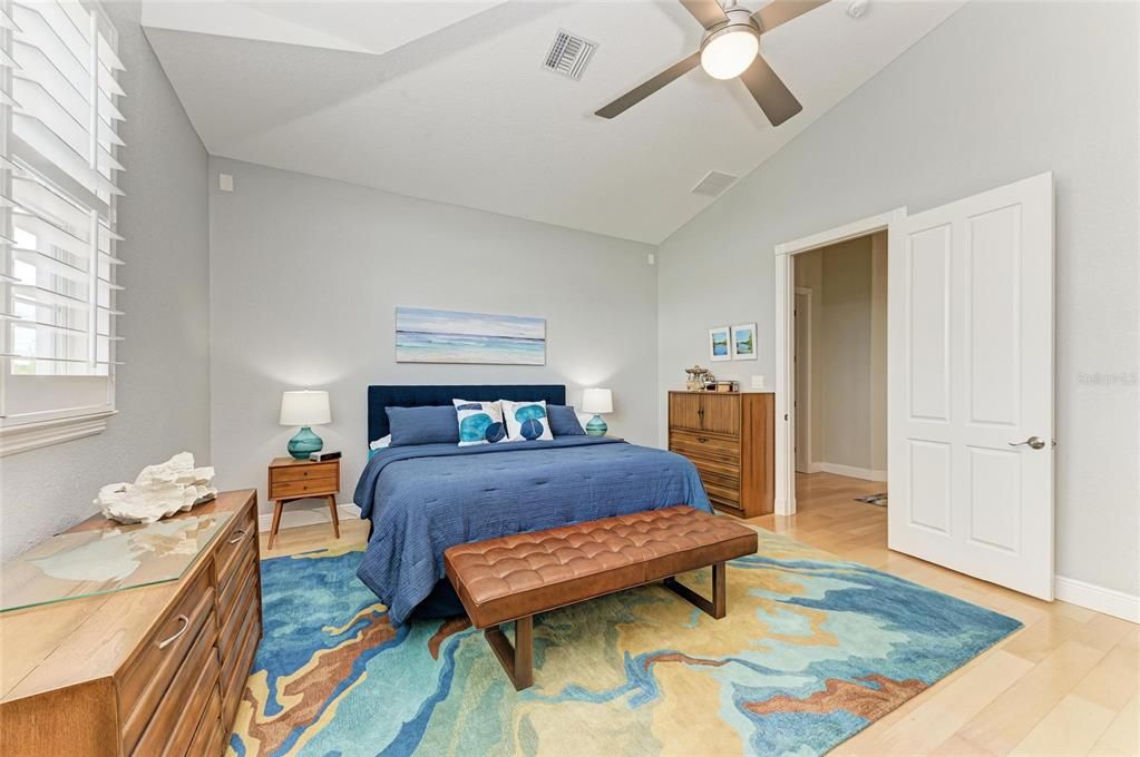 For Sale: $759,000 (3 beds, 3 baths, 2495 Square Feet)