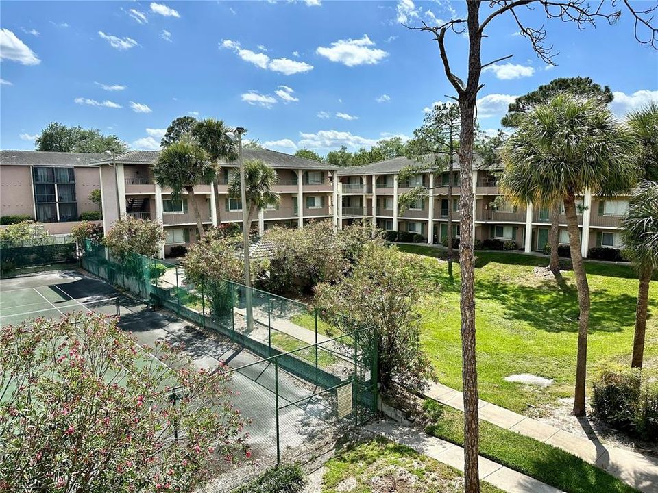 For Rent: $1,200 (1 beds, 1 baths, 496 Square Feet)
