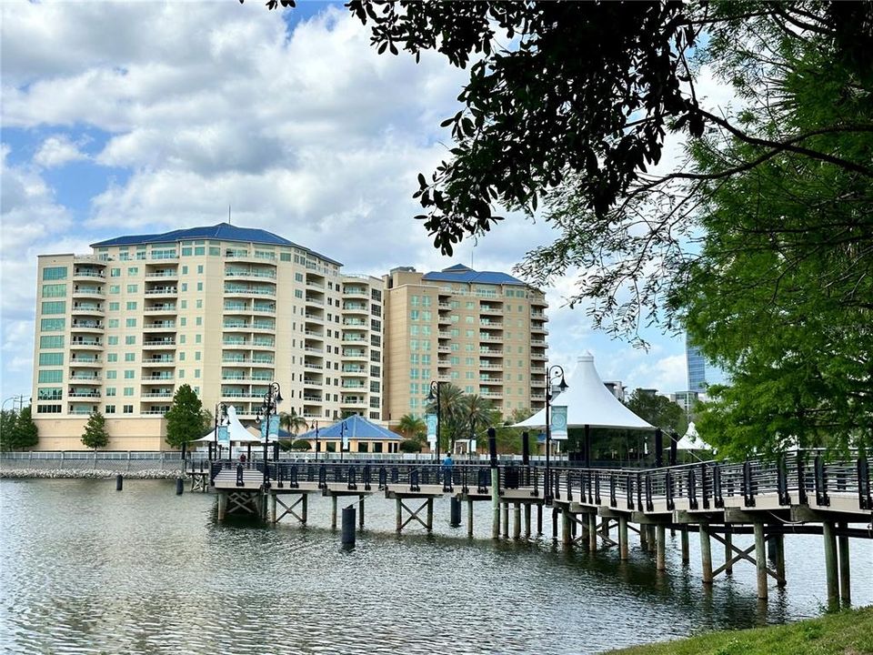 For Rent: $1,200 (1 beds, 1 baths, 496 Square Feet)