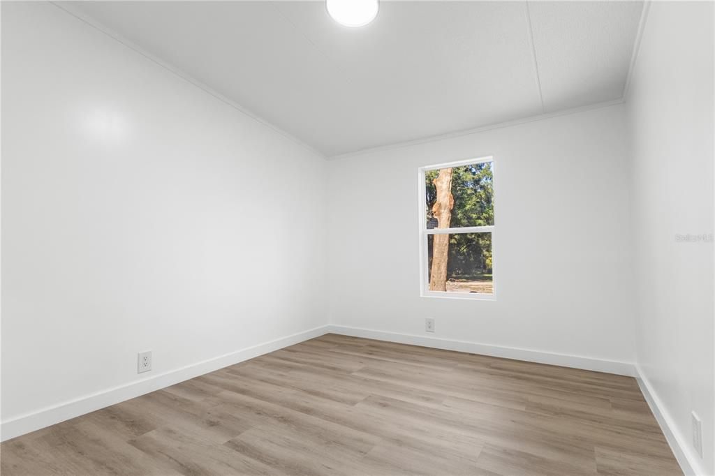 На продажу: $349,900 (3 спален, 2 ванн, 1296 Квадратных фут)