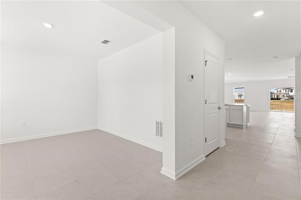 В аренду: $3,000 (5 спален, 2 ванн, 2953 Квадратных фут)