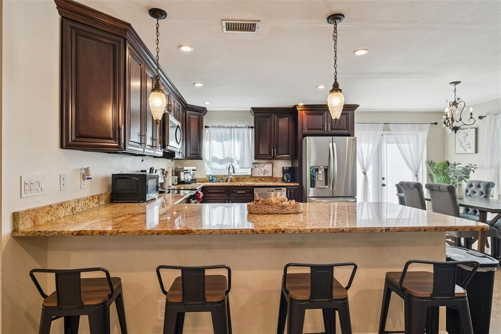 For Sale: $359,000 (4 beds, 2 baths, 1910 Square Feet)