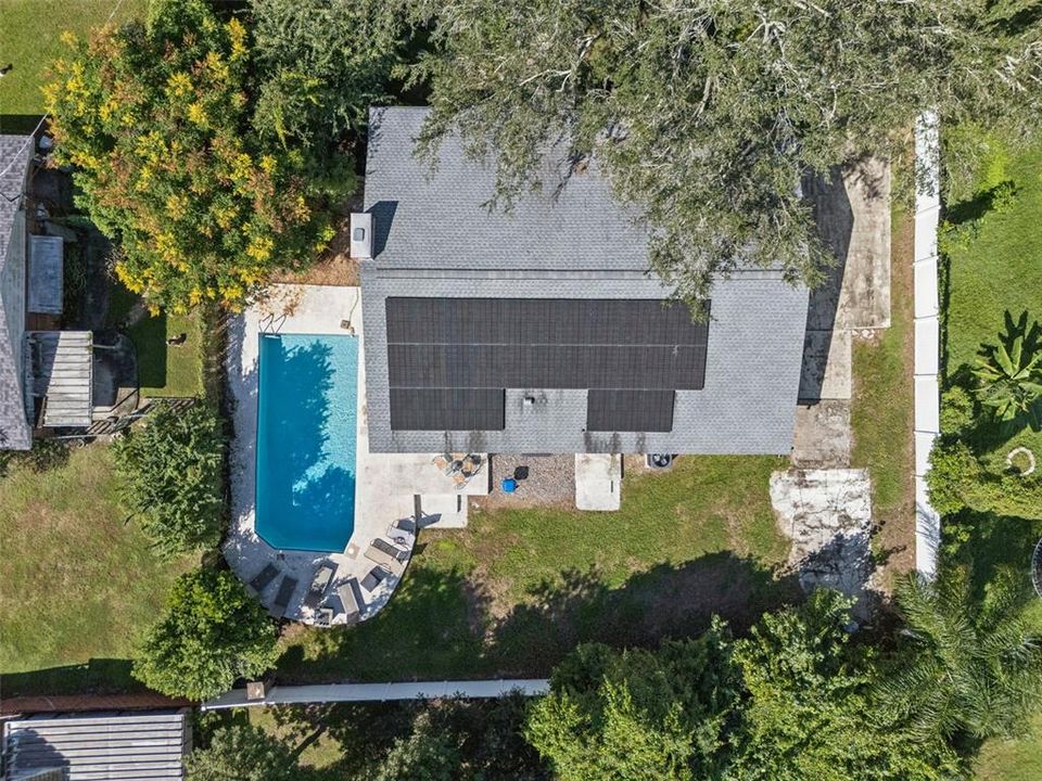 For Sale: $359,000 (4 beds, 2 baths, 1910 Square Feet)