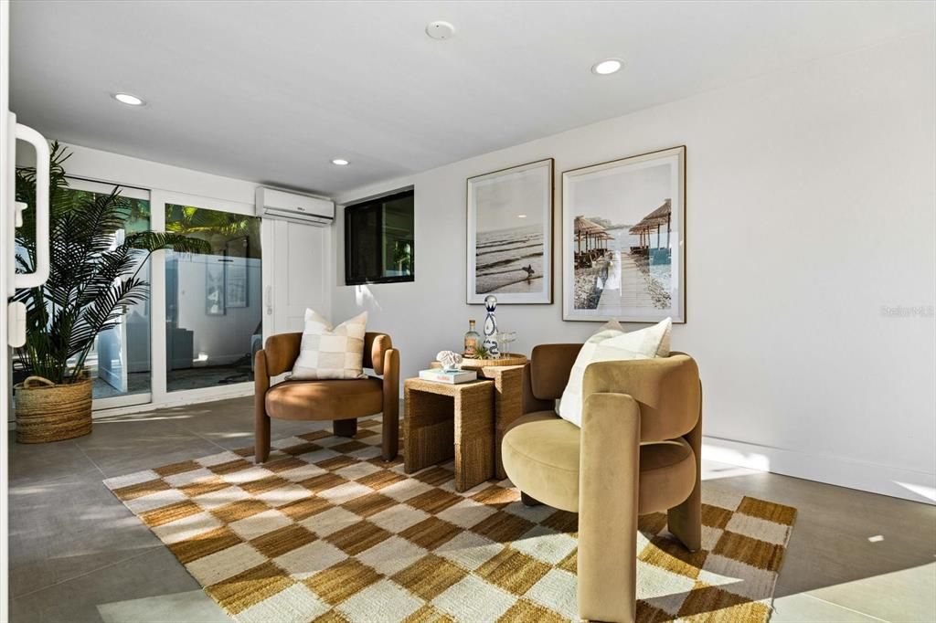 En Venta: $1,999,000 (3 camas, 2 baños, 1585 Pies cuadrados)