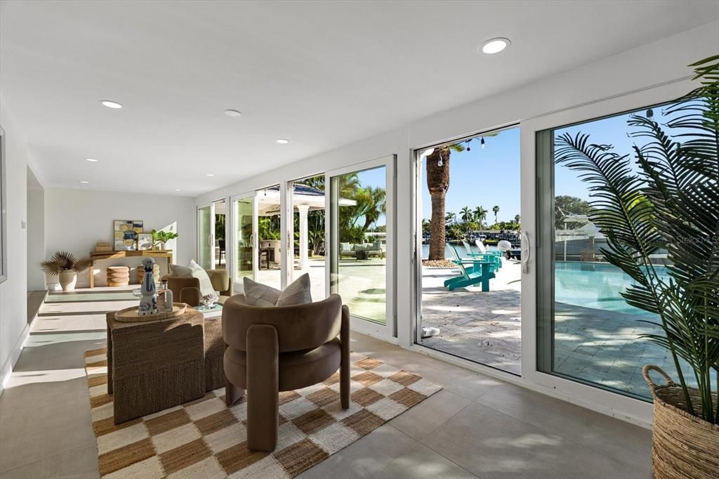 En Venta: $1,999,000 (3 camas, 2 baños, 1585 Pies cuadrados)