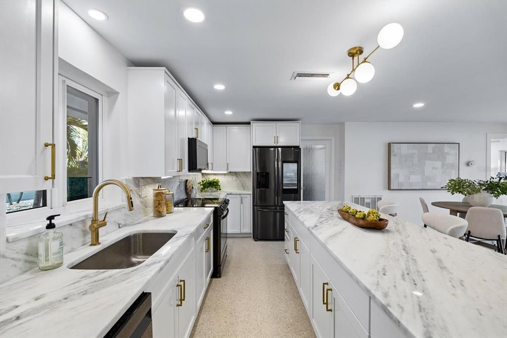 En Venta: $1,999,000 (3 camas, 2 baños, 1585 Pies cuadrados)