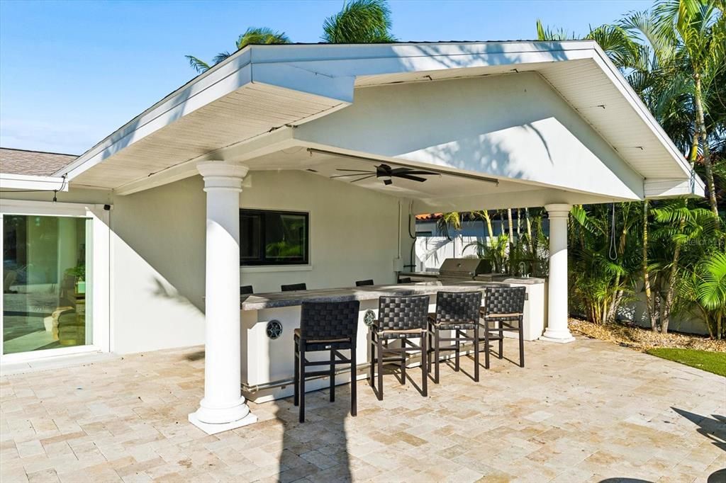 En Venta: $1,999,000 (3 camas, 2 baños, 1585 Pies cuadrados)