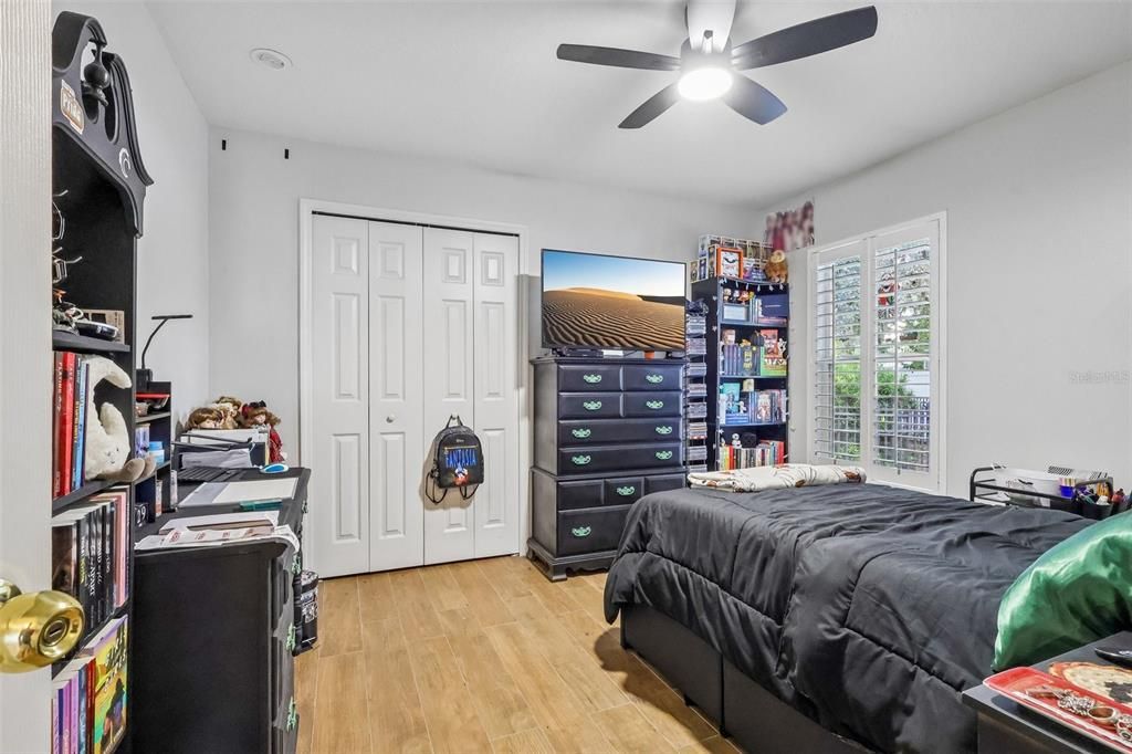 For Sale: $375,000 (3 beds, 2 baths, 1606 Square Feet)