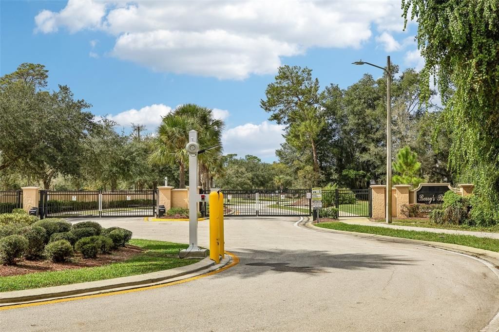 For Sale: $375,000 (3 beds, 2 baths, 1606 Square Feet)