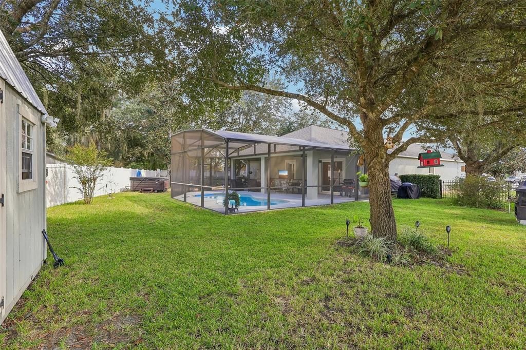 For Sale: $375,000 (3 beds, 2 baths, 1606 Square Feet)