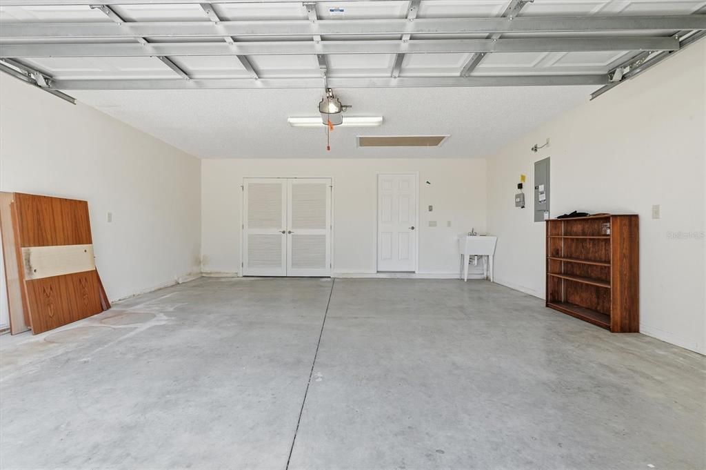 En Venta: $399,900 (3 camas, 2 baños, 1667 Pies cuadrados)