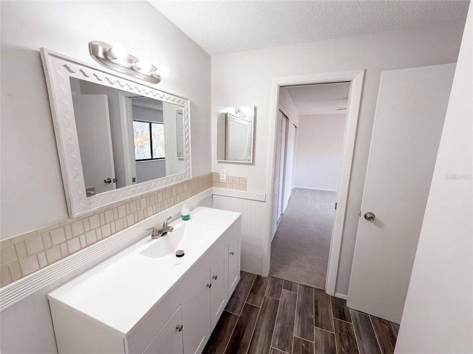 For Sale: $310,000 (2 beds, 1 baths, 1148 Square Feet)