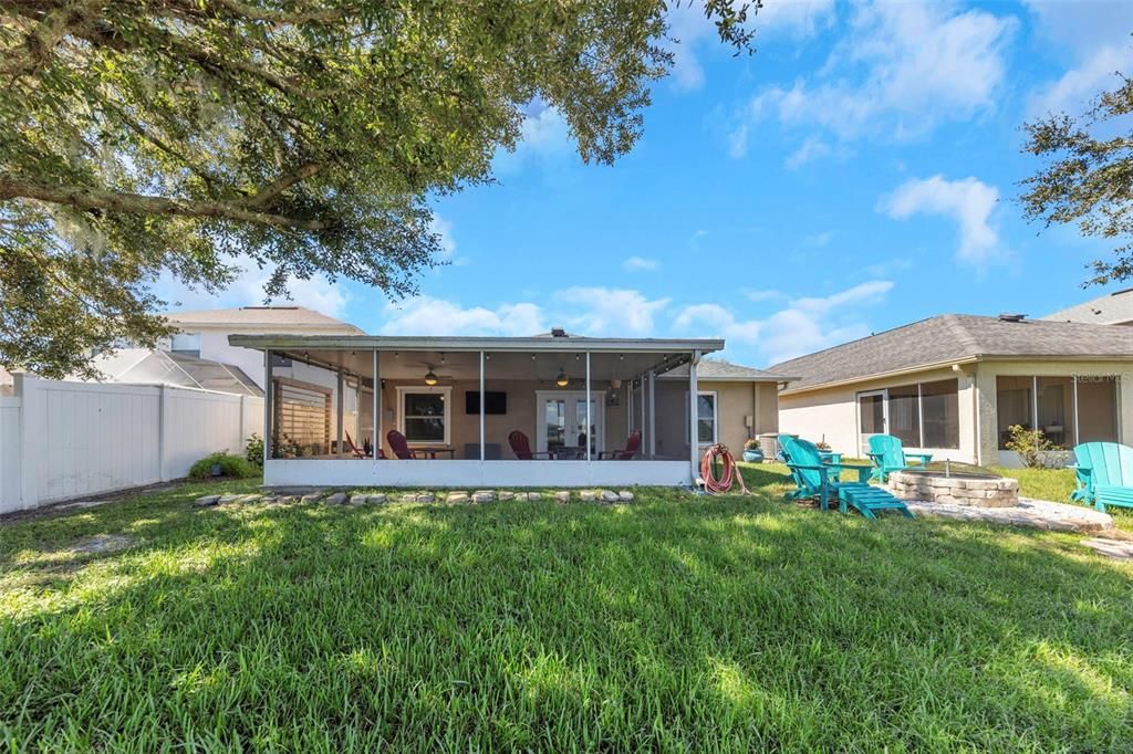 For Sale: $359,900 (4 beds, 2 baths, 1544 Square Feet)