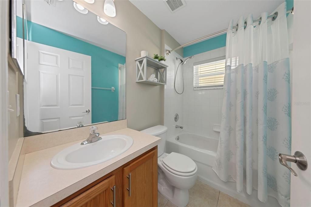 For Sale: $359,900 (4 beds, 2 baths, 1544 Square Feet)